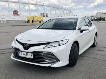 Авто Toyota Camry 2017 № 7299308