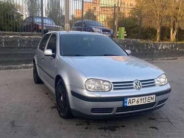 Авто Volkswagen Golf 2000 № 7299503