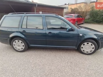 Авто Volkswagen Golf 2000 № 7299568