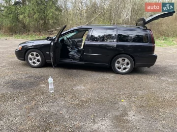 Авто Volvo V70 2006 № 7299775