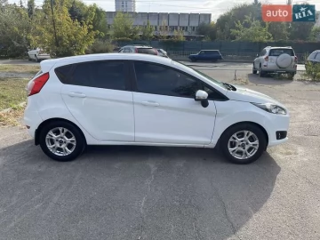 Авто Ford Fiesta 2014 № 7299871
