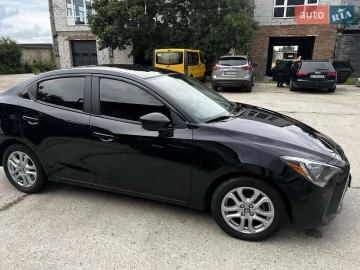 Авто Toyota Yaris 2018 № 7300033