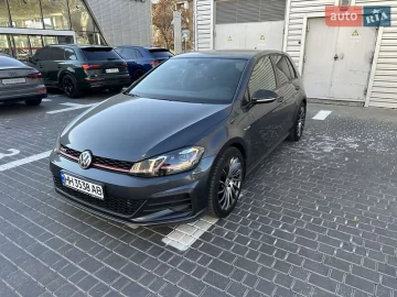 Авто Volkswagen Golf 2017 № 7300268