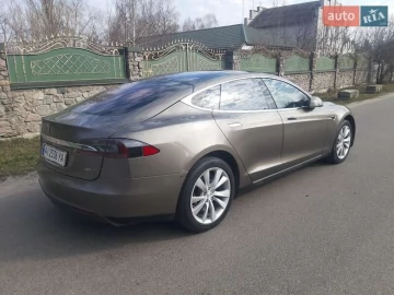 Авто Tesla Model S 2015 № 7300417
