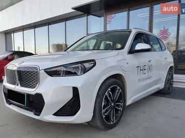 Авто BMW Ix1 2023 № 7300458
