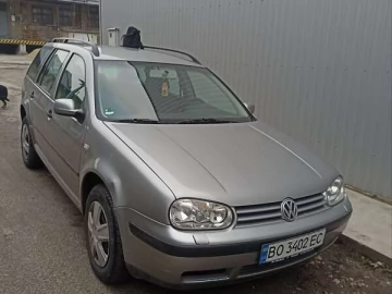 Авто Volkswagen Golf 2001 № 7300693