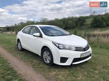 Авто Toyota Corolla 2014 № 7301061