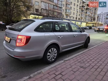 Авто Skoda Superb 2014 № 7301375
