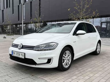 Авто Volkswagen E-Golf 2018 № 7301438