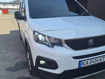 Авто Peugeot Rifter 2020 № 7301440