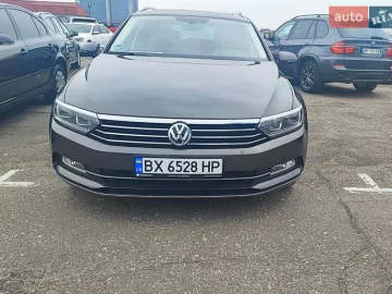 Авто Volkswagen Passat 2018 № 7301445