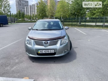 Авто Toyota Avensis 2011 № 7302021