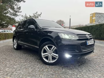 Авто Volkswagen Touareg 2013 № 7302213