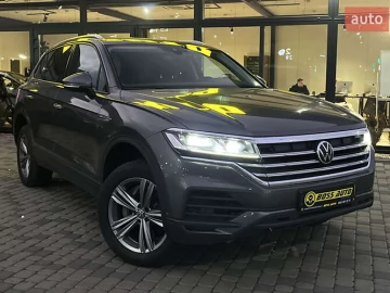 Авто Volkswagen Touareg 2020 № 7302698