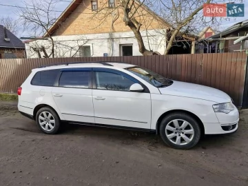 Авто Volkswagen Passat 2010 № 7302809