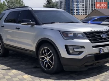 Авто Ford Explorer 2016 № 7302889