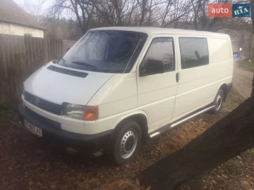Авто Volkswagen Transporter 2000 № 7302996