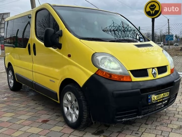 Авто Renault Trafic 2004 № 7303152