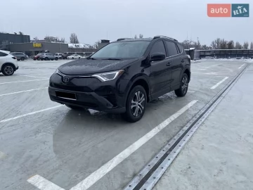 Авто Toyota Rav4 2017 № 7303320