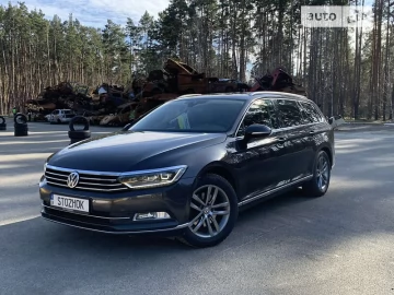 Авто Volkswagen Passat 2018 № 7303332