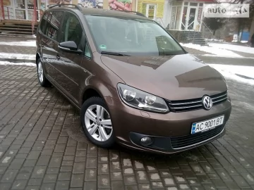 Авто Volkswagen Touran 2013 № 7304430