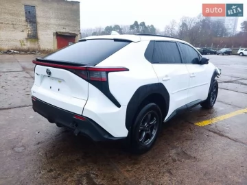 Авто Toyota Bz4X 2023 № 7304459