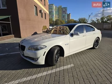 Авто BMW 5 Series 2012 № 7305200