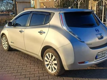 Авто Nissan Leaf 2011 № 7305510