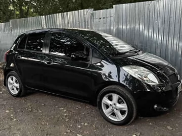 Авто Toyota Yaris 2008 № 7305674