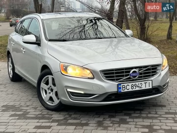 Авто Volvo V60 2014 № 7305899