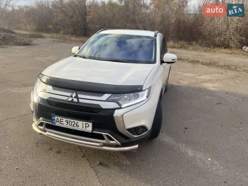 Авто Mitsubishi Outlander 2018 № 7305964