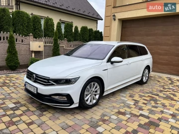 Авто Volkswagen Passat 2019 № 7305999