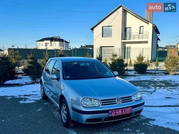 Авто Volkswagen Golf 2001 № 7307350