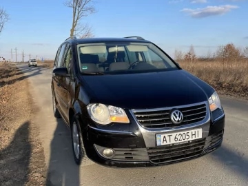 Авто Volkswagen Touran 2007 № 7307436