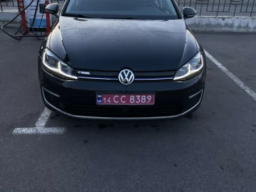 Авто Volkswagen E-Golf 2017 № 7309066