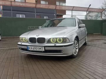 Авто BMW 5 Series 2000 № 7309522