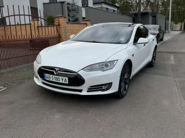 Авто Tesla Model S 2014 № 7310705