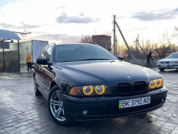 Авто BMW 5 Series 2001 № 7311265