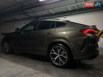 Авто BMW X6 2022 № 7311928