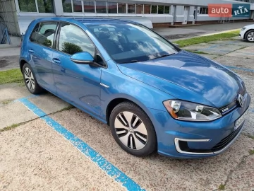 Авто Volkswagen E-Golf 2016 № 7312095