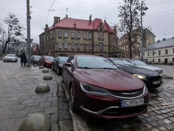 Авто Chrysler 200 2014 № 7312250