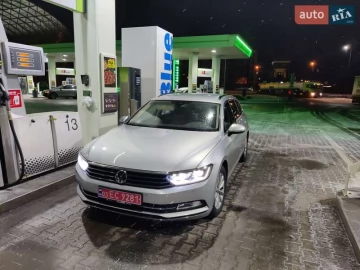 Авто Volkswagen Passat 2018 № 7312940