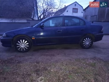 Авто Toyota Avensis 2000 № 7313507