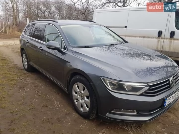Авто Volkswagen Passat 2015 № 7314333