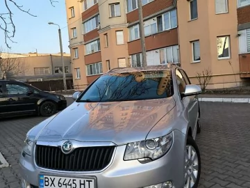 Авто Skoda Superb 2010 № 7314904