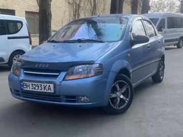Авто Chevrolet Aveo 2004 № 7315227