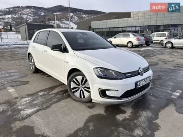 Авто Volkswagen E-Golf 2014 № 7315602
