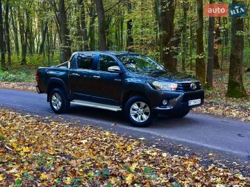 Авто Toyota Hilux 2015 № 7316023
