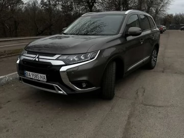 Авто Mitsubishi Outlander 2022 № 7316044