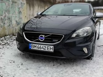 Авто Volvo V40 2013 № 7316548